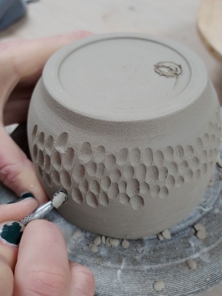 COMPLET – Initiation artistique au Musée Lécuyer : Stage apprenti céramiste