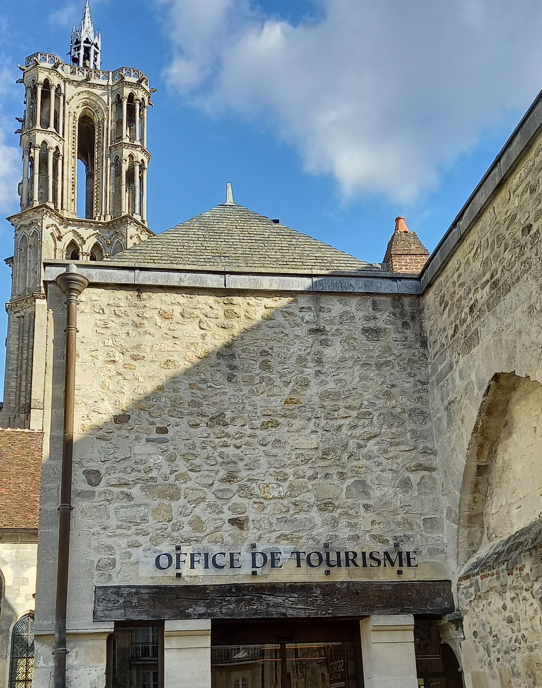 LAON OT 3 1 - Office de tourisme du Saint-Quentinois