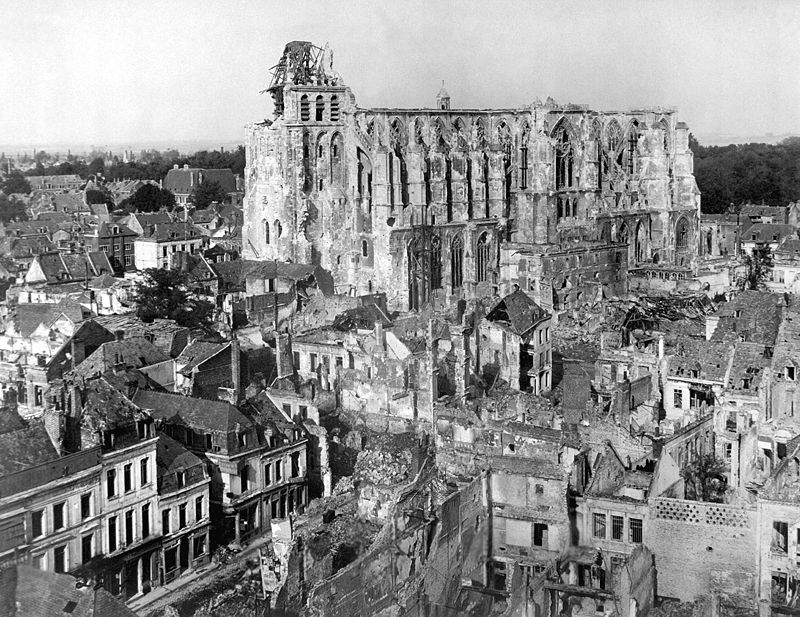 Basilique en ruine - Office de tourisme du Saint-Quentinois