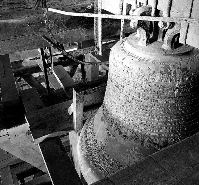 Week-end carillonnant : Visite guidée de la tour porche de la Basilique et lancement d'une volée de cloche 1 Week-end carillonnant : Visite guidée de la tour porche de la Basilique et lancement d'une volée de cloche
